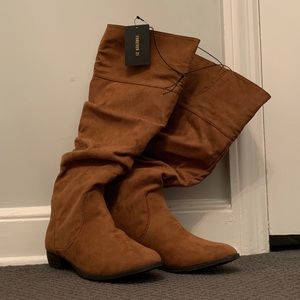 NWT Forever 21 Chestnut Boot